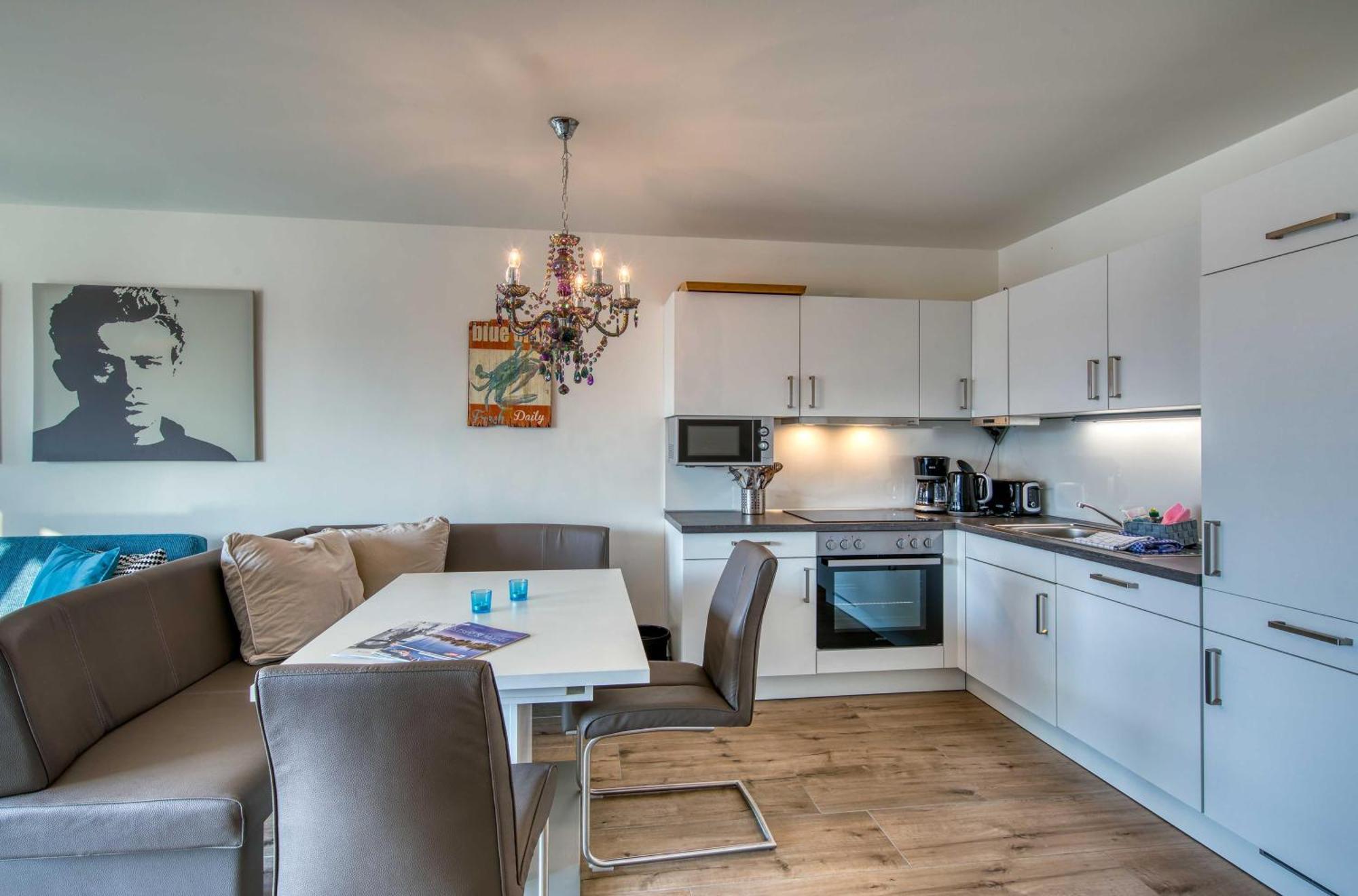 Mueritz Utkiek - Apartment Mit Seeblick & Balkon In Der Hafenresidenz Waren  Exteriér fotografie